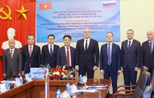 Phó Thủ tướng Chính phủ Liên bang Nga Chernyshenko Dmitry Nikolaevich thăm Viện Năng lượng nguyên tử Việt Nam